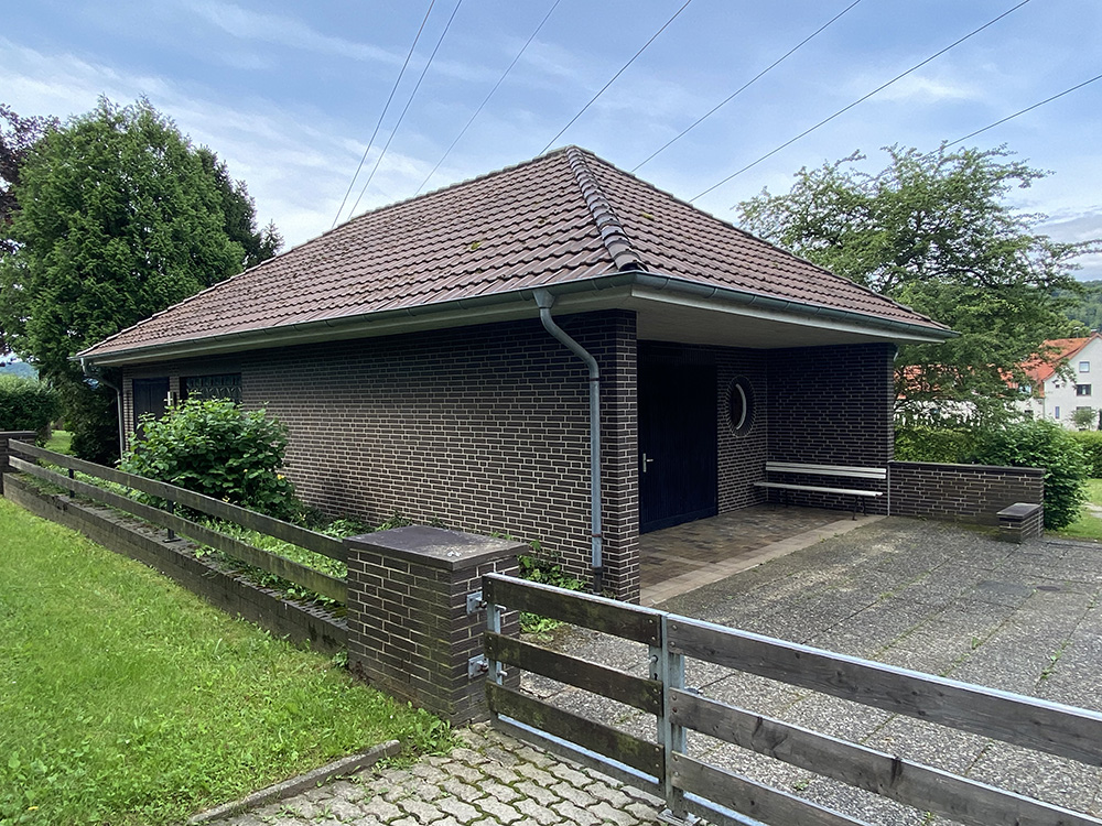 Friedhofskapelle in Warzen